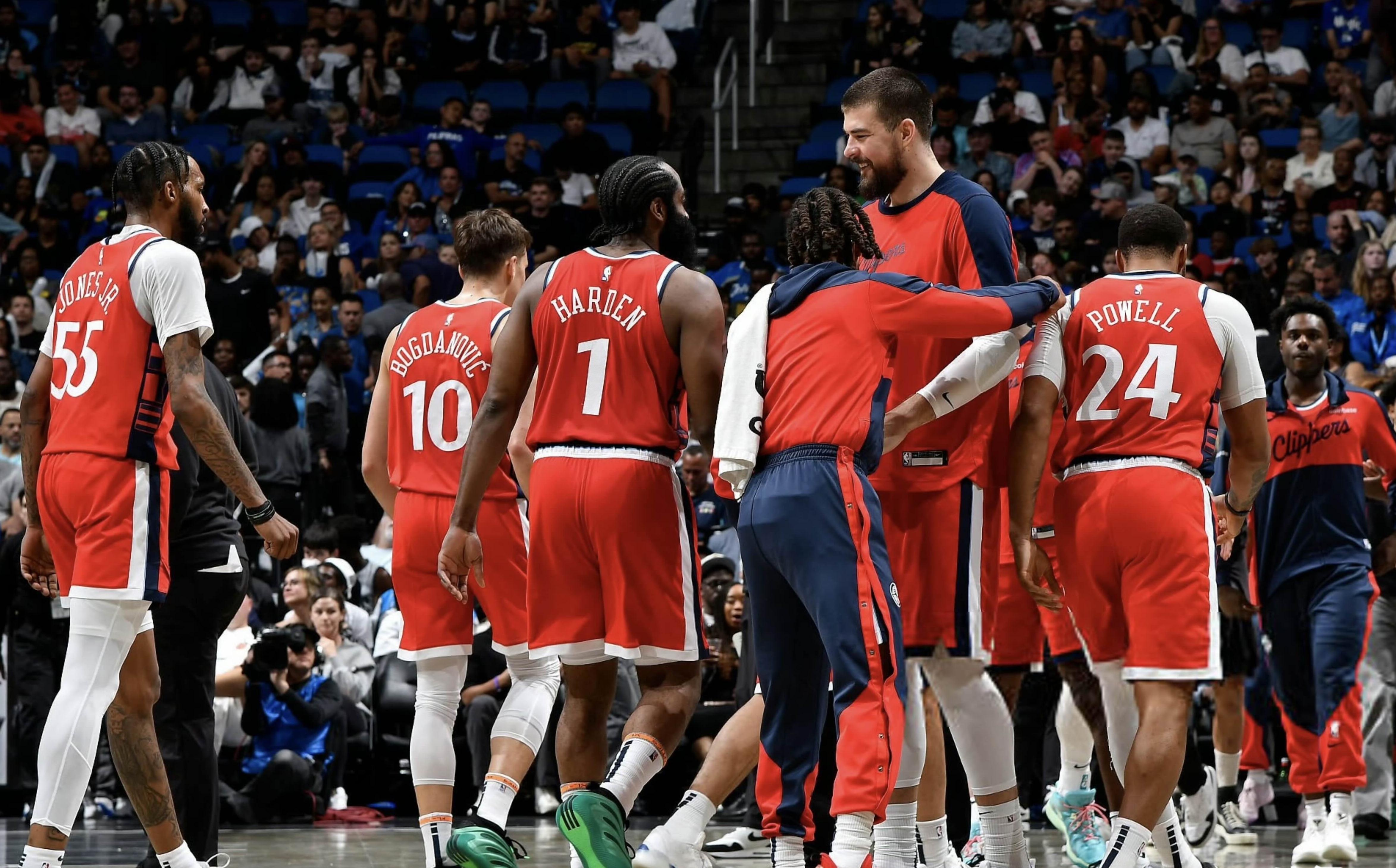 包含波特兰开拓者发布备战花絮,赛后外线爆发,NBA总决赛任务艰巨,更衣室氛围转暖的词条 包含波特兰开拓者发布备战花絮,赛后外线爆发,NBA总决赛任务艰巨,更衣室氛围转暖的词条