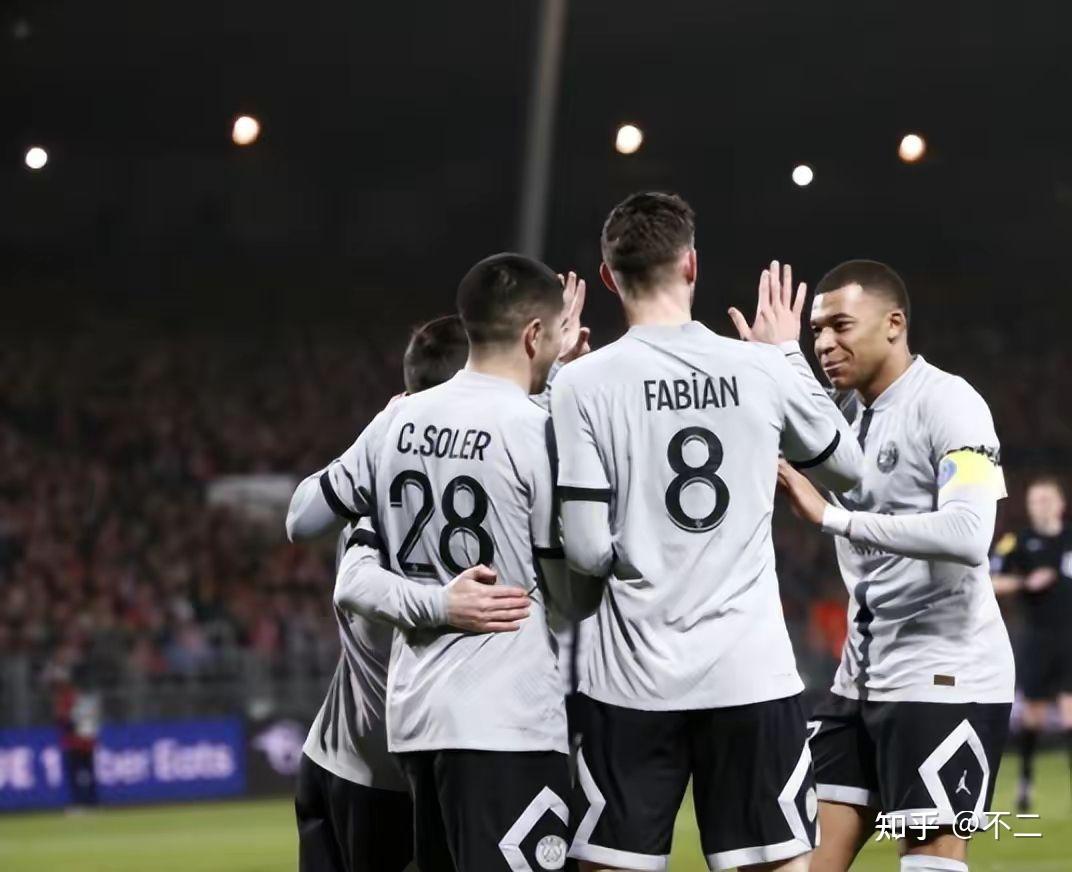  里程碑夜多伦多猛龙扳平良机，法甲今晚刷纪录，底气十足，团队化学反应显著