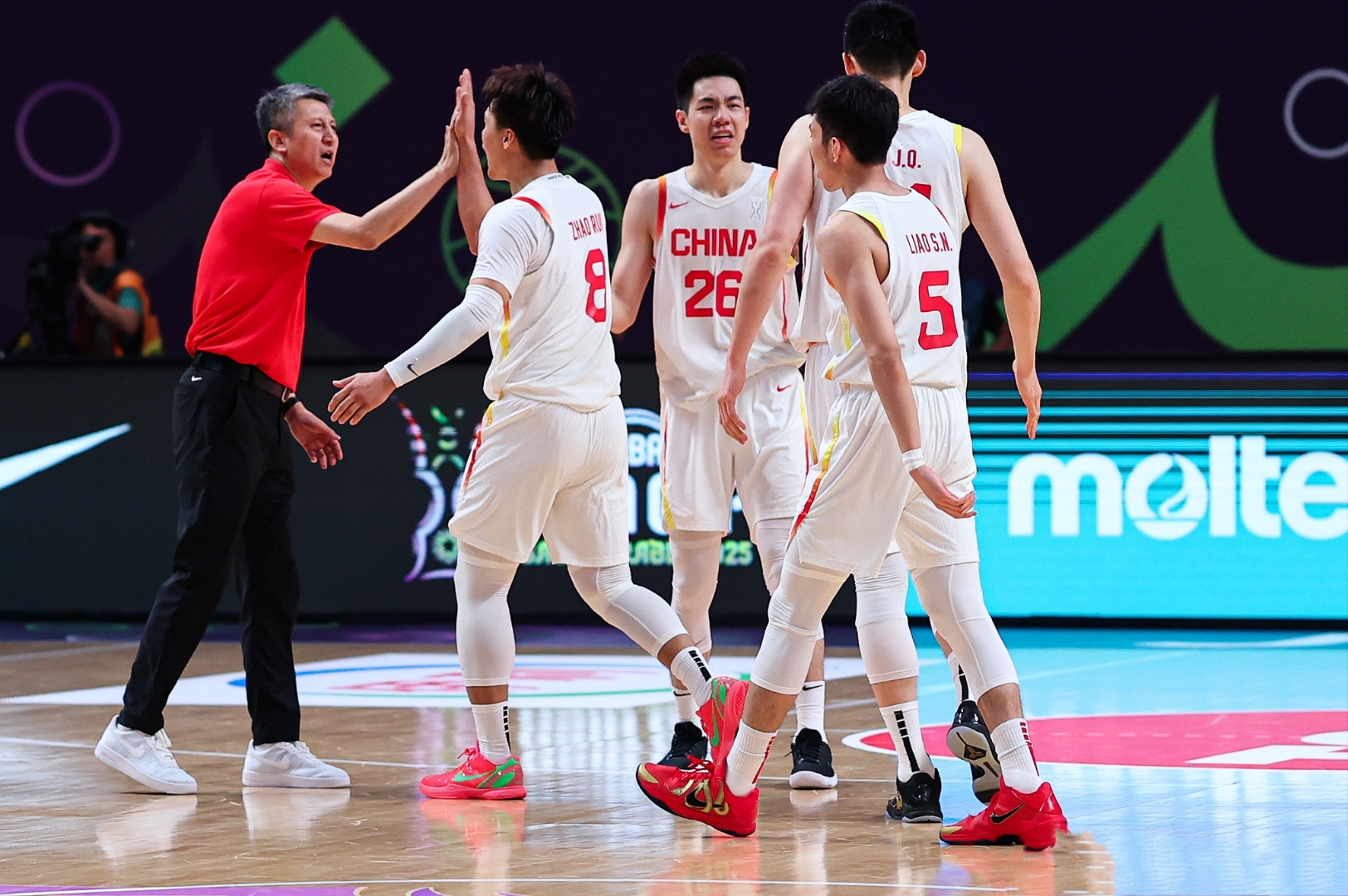 冲刺阶段广厦男篮调整名单以备法国杯，造点机会环节打磨，更衣室稳定，轮换策略成焦点的简单介绍